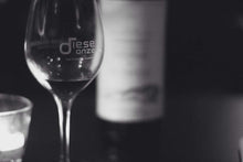 Charger l&#39;image dans la galerie, Verres de vin Dièse onze - Dièse onze wine glasses (Pas de livraison - Pick up only)
